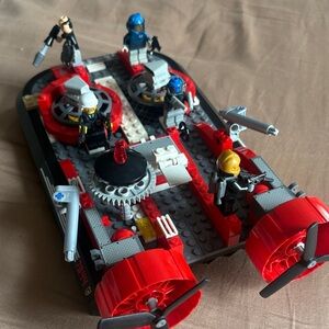LEGO Hovercraft Adventure Set - Red, Black, and Gray 5 figures